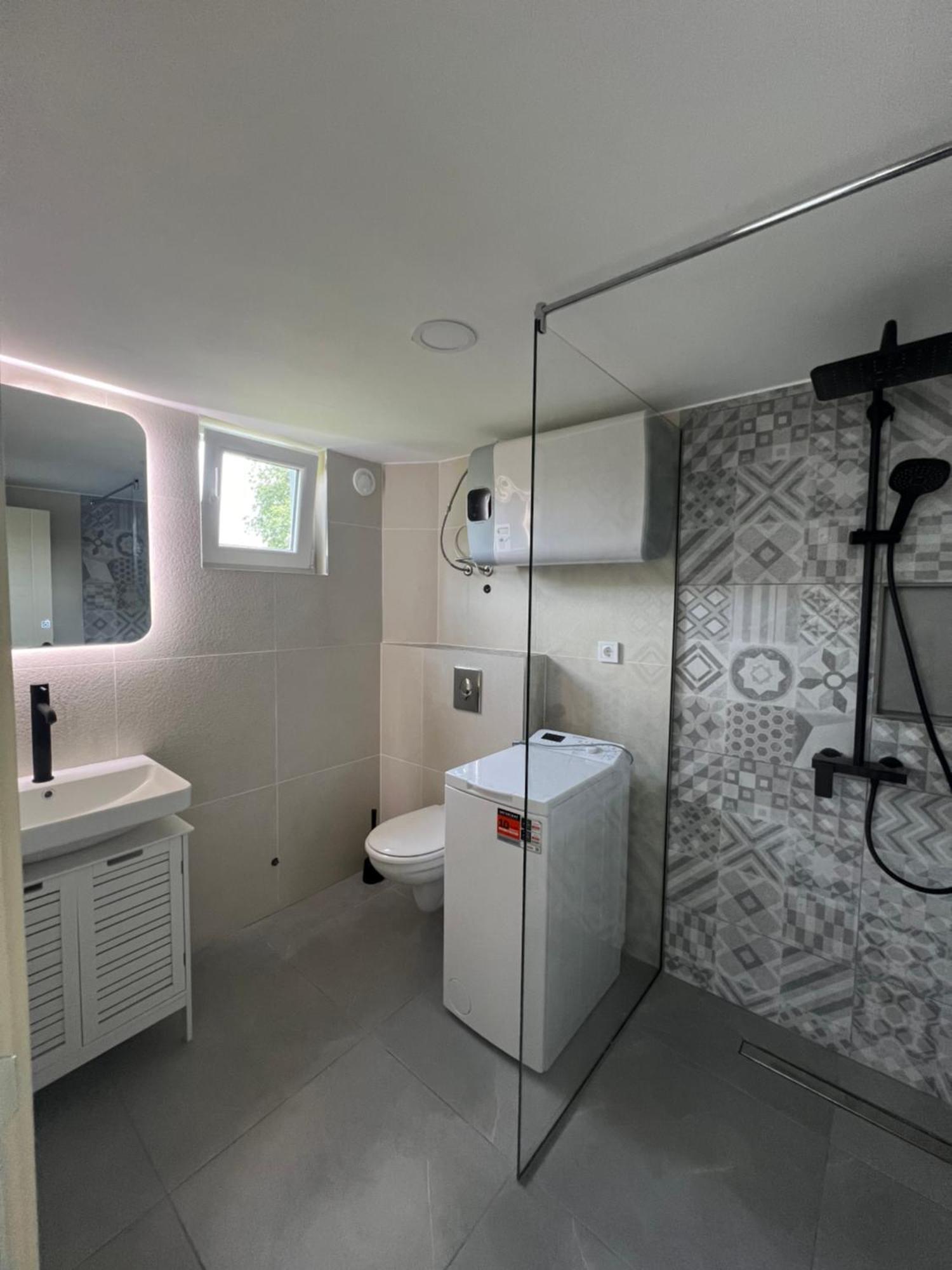 Apartmani Vivami Budva Kültér fotó